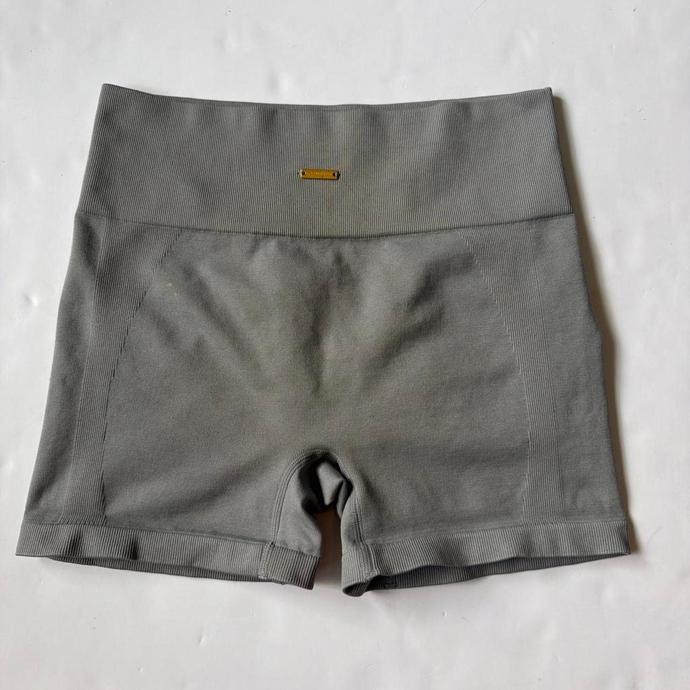 Fresought Grey Midrise Athletic Biker Shorts Butt Scrunch Ribbed Gym Yoga Medium